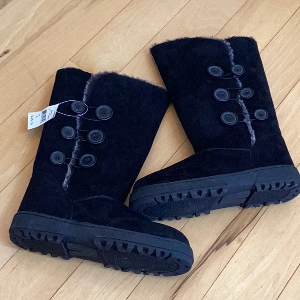 Rampage Black Faux Fur Button Boots - Picture 12 of 15
